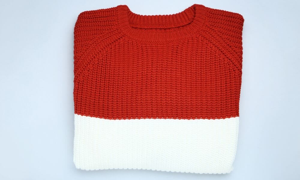 Wardrobe Change: How To Fold Sweaters And Sweatshirts
