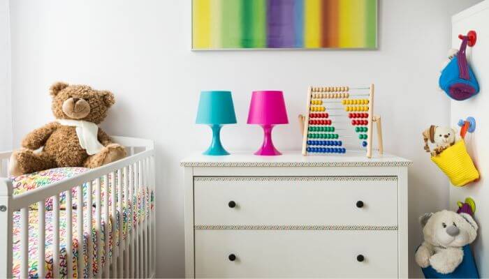 STORAGE WITH DRAWERS IN THE CHILD'S BED
