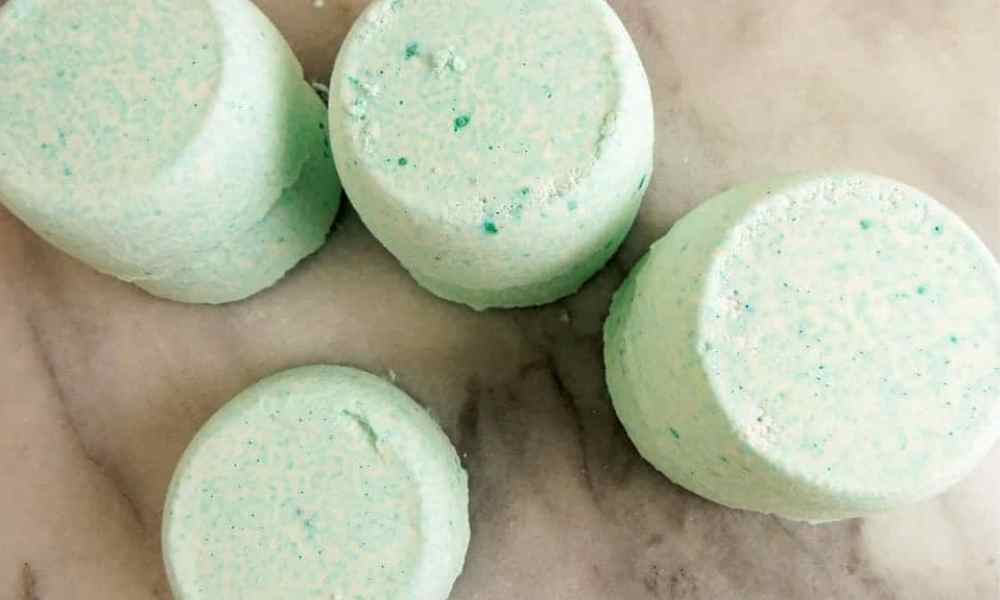 How to Make Shower Steamers